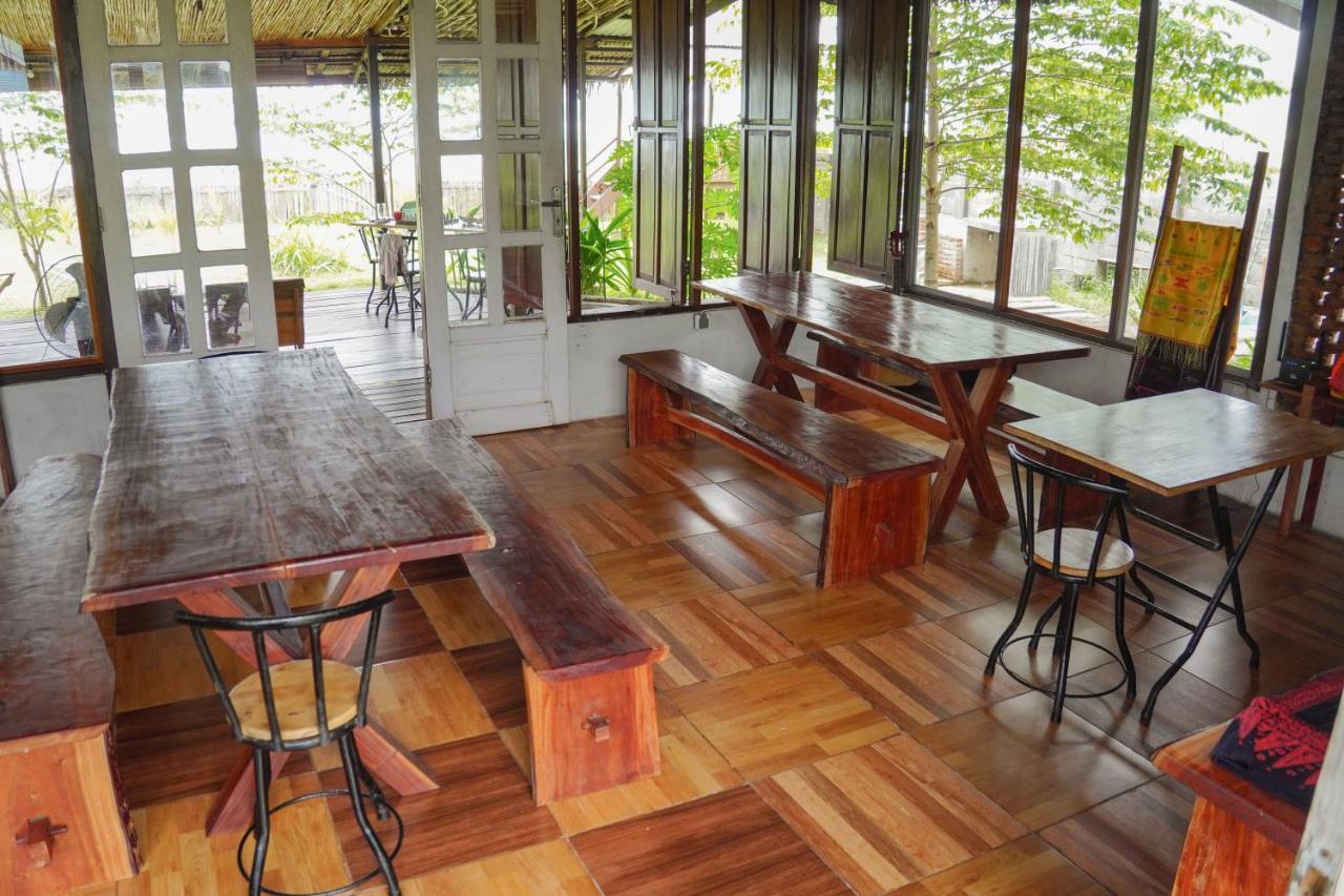 Отель Momos Surf Shack Salul Экстерьер фото