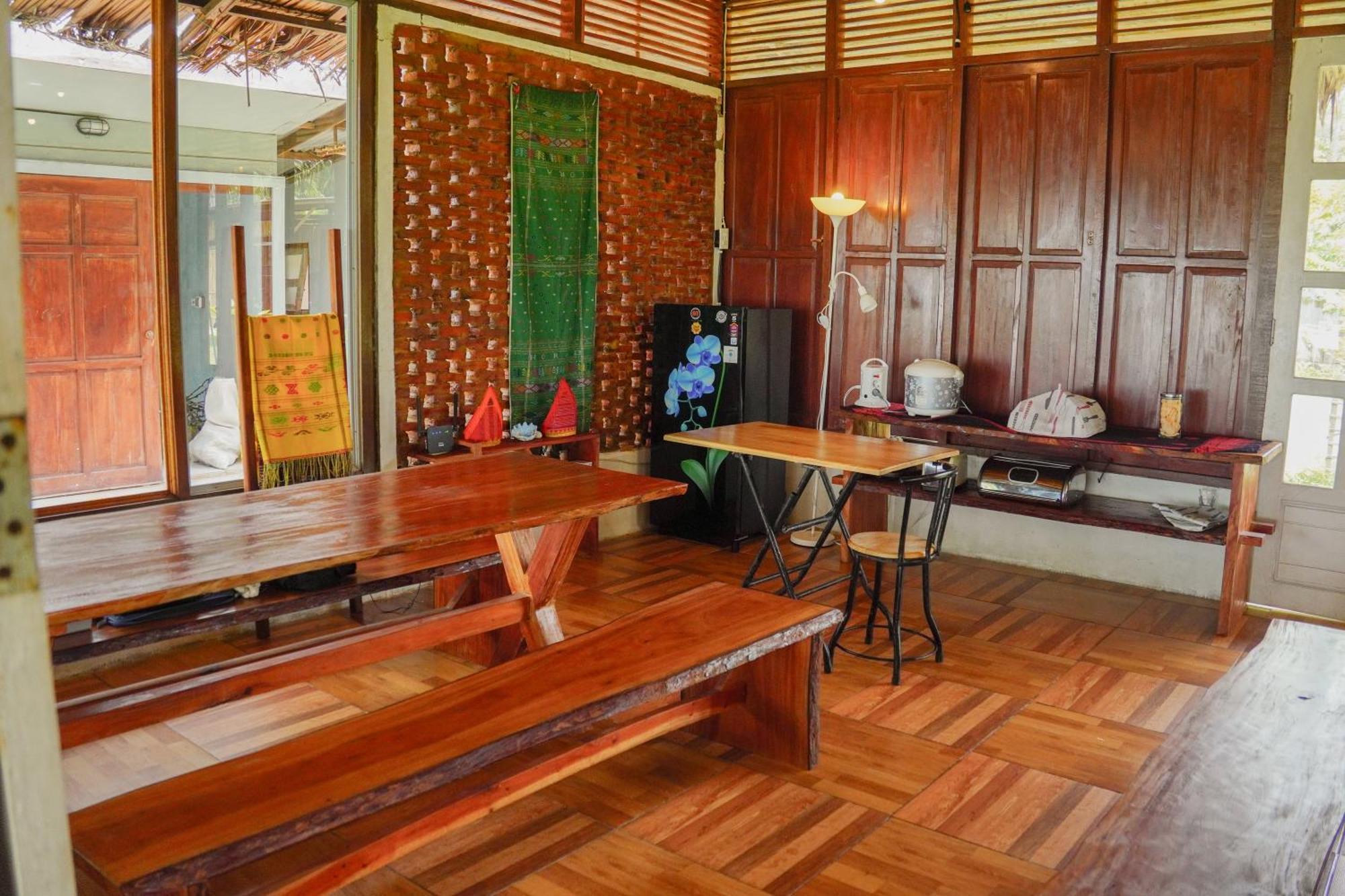 Отель Momos Surf Shack Salul Экстерьер фото